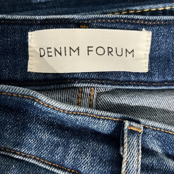 Aritzia Denim Forum The Lola Skinny Crop Jeans - Picture 6 of 9